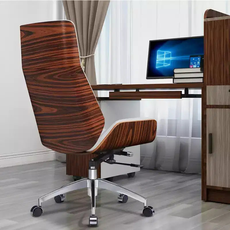 Fauteuil de bureau de direction à dossier haut avec dossier en bois courbé noyer et assise en similicuir, base pivotante et roulante
