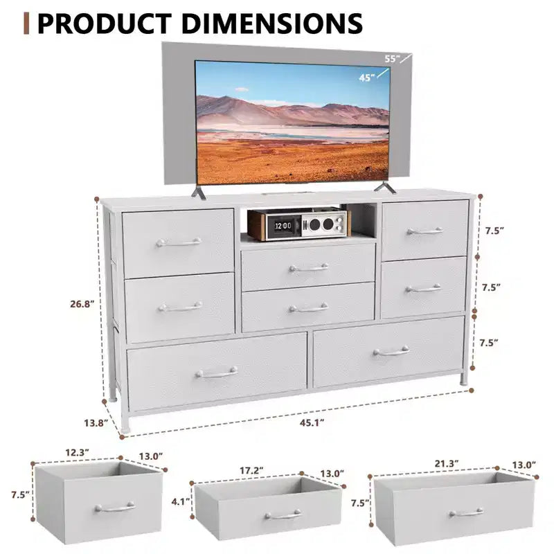 Commode large et blanche à 8 tiroirs en tissu avec station de charge, étagère ouverte, meuble de chambre d'enfant ou console TV multimédia.