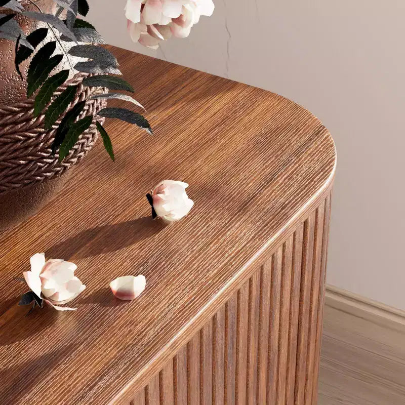 Meuble TV Noyer pour Téléviseurs jusqu'à 65 Pouces, Console TV Mid-Century avec Portes à Lattes, Grandes Étagères de Rangement, Meuble TV Moderne en Bois